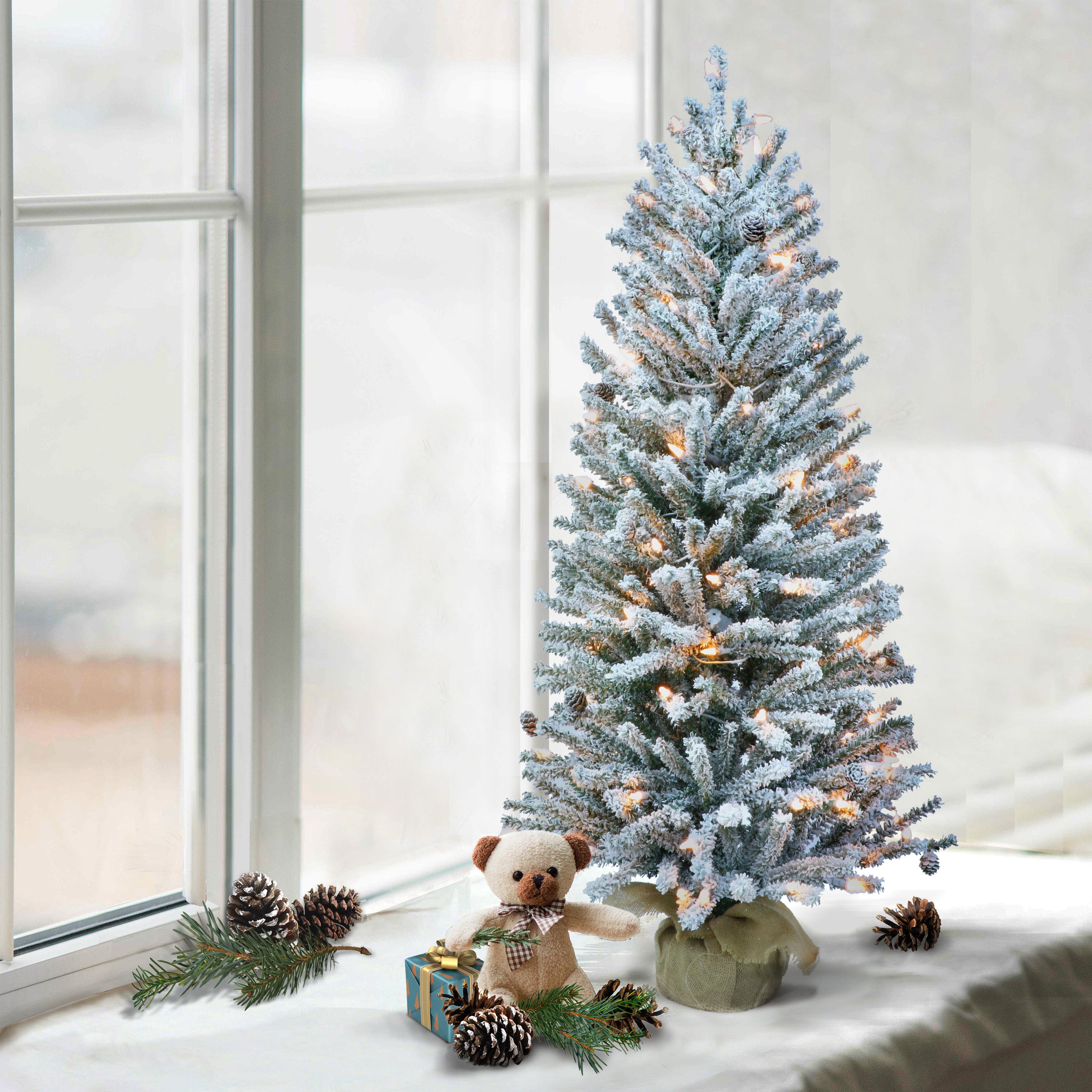 4ft Pre-Lit Flocked Christmas Tree